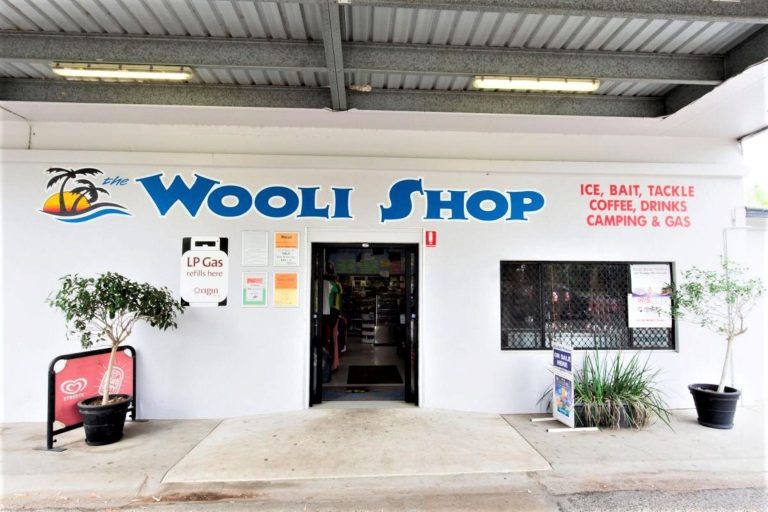 Wooli Shop - Store front view